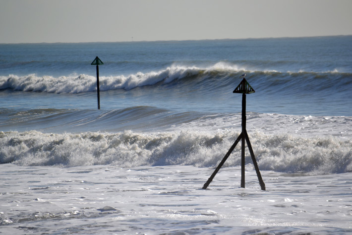 bracklsham surfing