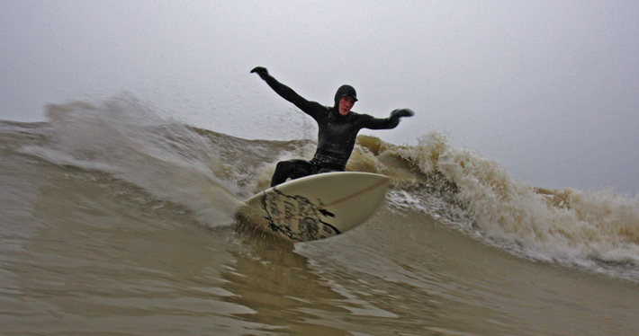 Marina surfing